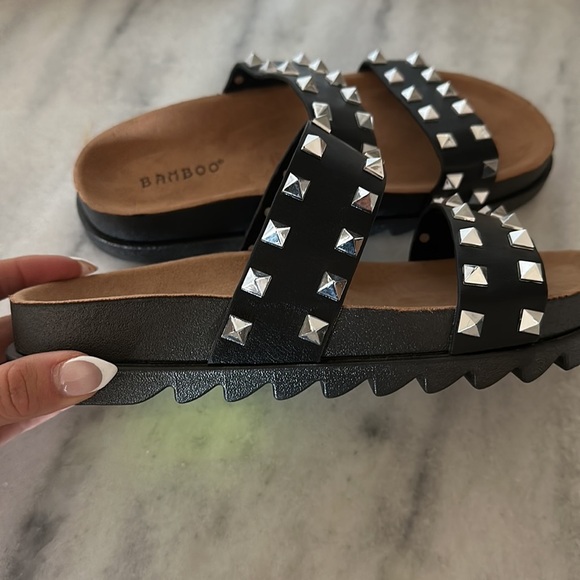 BAMBOO studded Sandal - Picture 4 of 5